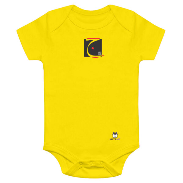 Arabic "Jeem" letter Calligraphy Art - حرف ال (الجيم) فن الخط العربي الحديث Thumbnail